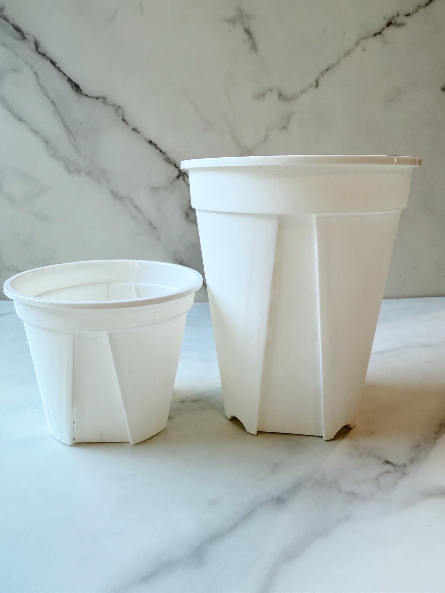 4 or 5 Inch Plastic Planters, Pack of 5